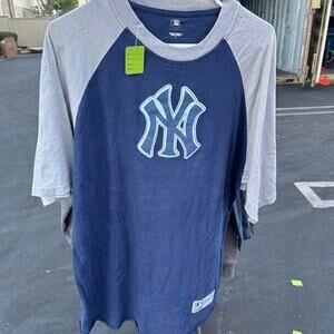Large ny baseball tee